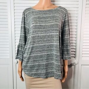 GREEN ENVELOPE Gray Striped Bell Sleeve Shirt Size 1X